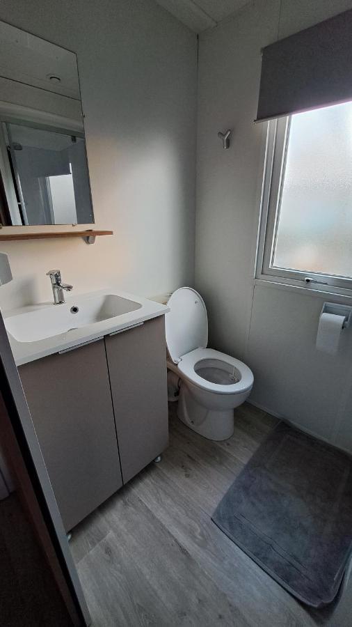 Mobile Home Climatise 3 Chambres A Narbonne Plage المظهر الخارجي الصورة