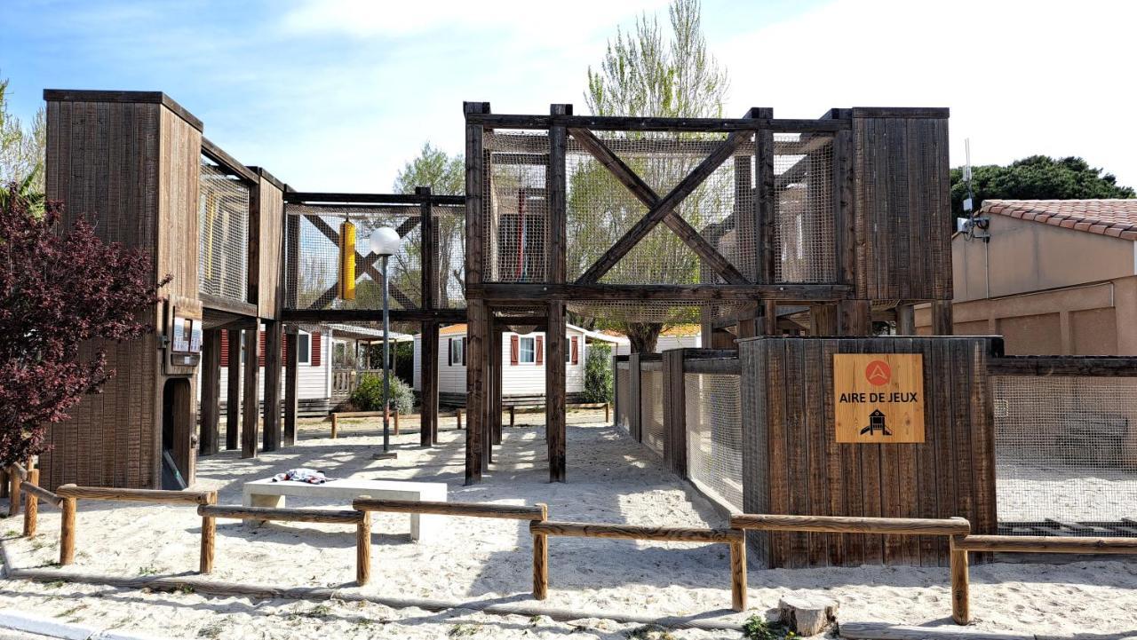 Mobile Home Climatise 3 Chambres A Narbonne Plage المظهر الخارجي الصورة